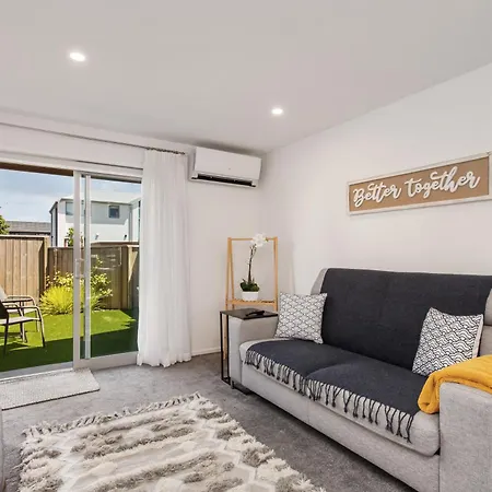 Location Plus Free Off St Park Handy Hospital